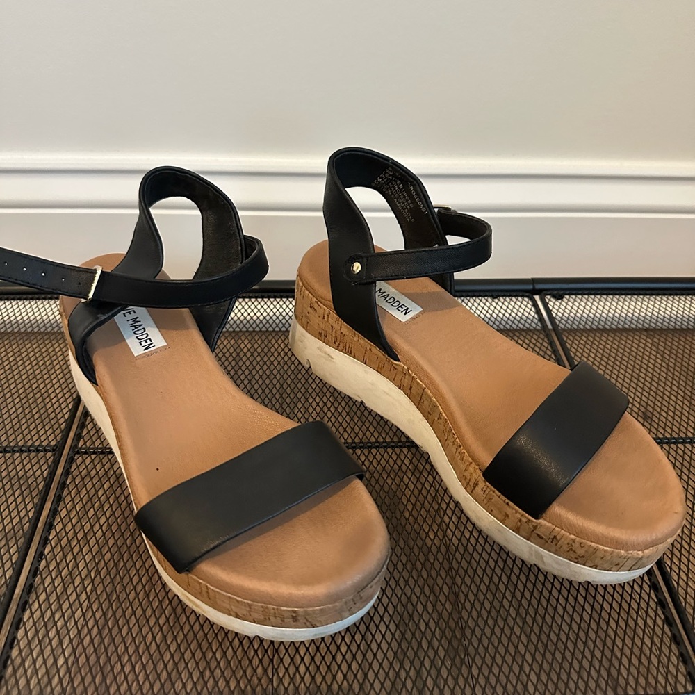 Black Platform Sandals